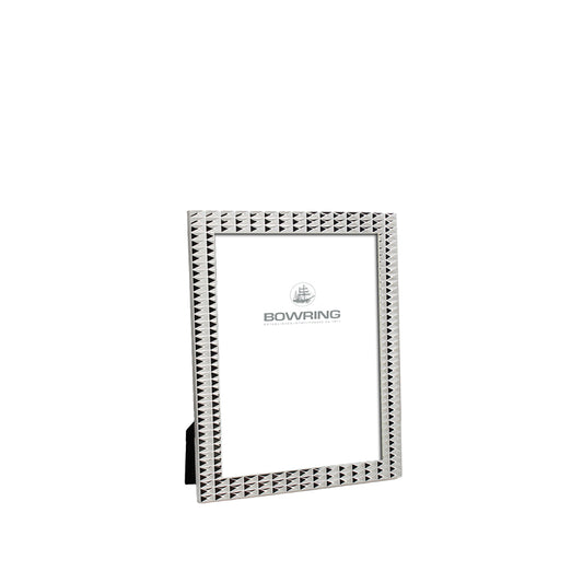 Burton 5 x 7in. Frame (13 x 18cm)
